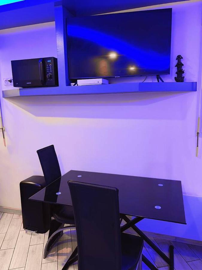 Charmant Studio Vaulx-en-Velin Eksteriør bilde